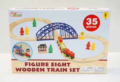 Figure Eight Wooden Train Set
